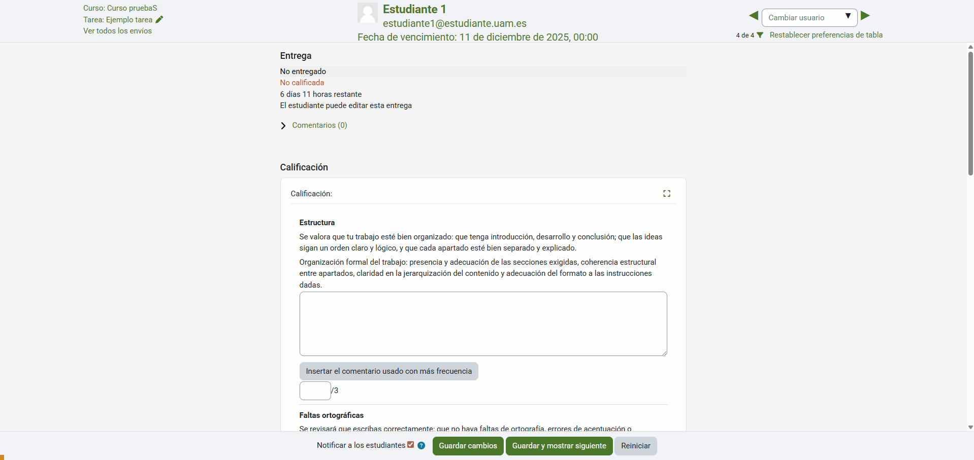 Calificando a un estudiante con una guía de evaluación, usando comentarios predefinidos